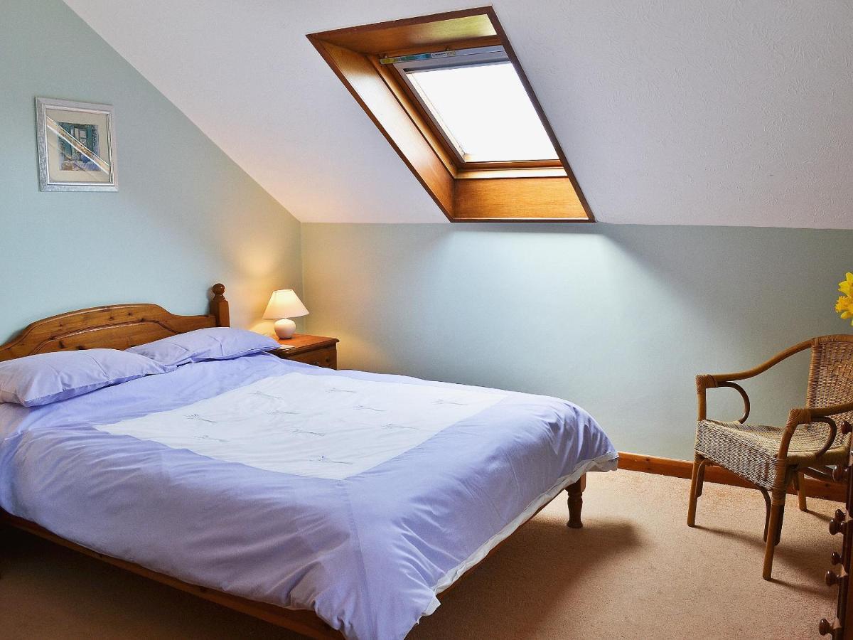 Owl Barn Villa Burmarsh Room photo