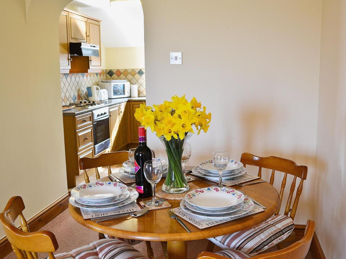 Owl Barn Villa Burmarsh Room photo
