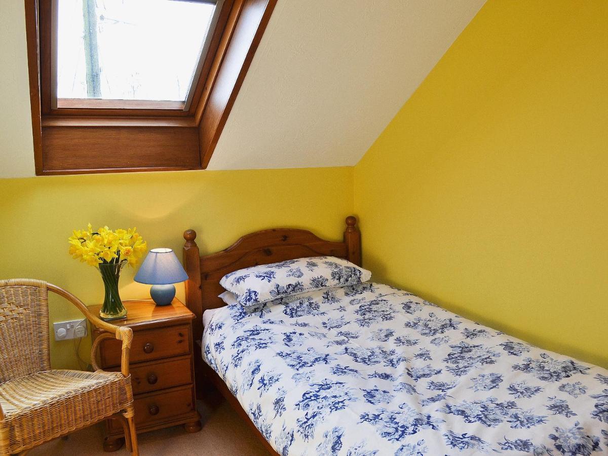 Owl Barn Villa Burmarsh Room photo